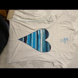 Life is Good scoop neck shirt size medium